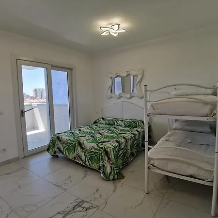 Daire Vibrant In Centre