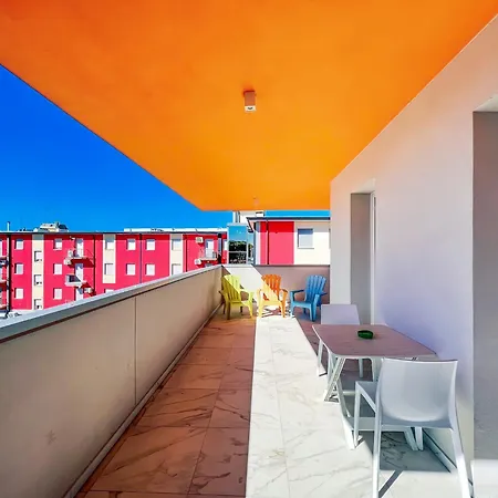 Vibrant In Centre Apartmán Bibione