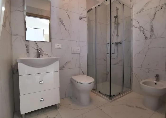 Vibrant In Centre * Bibione